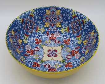 Large pasta or salad bowl made of porcelain - Italy