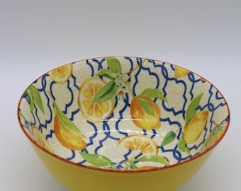Medium-sized porcelain bowl - Italy