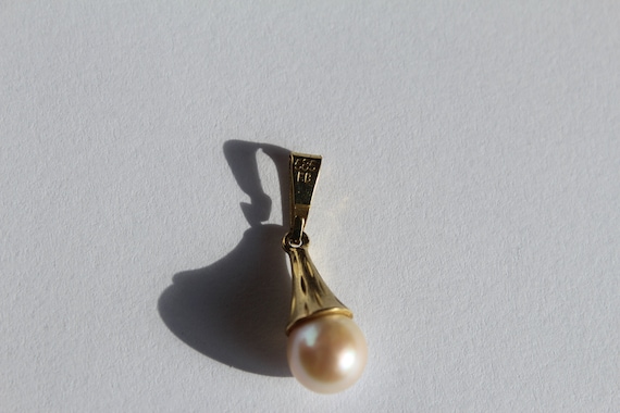 Gold necklace with beaded pendant, 60s, vintage