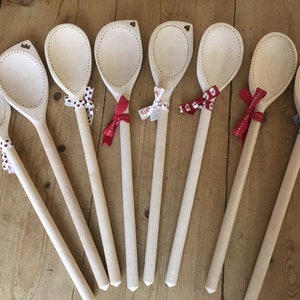 Personalised wooden spoon image 2