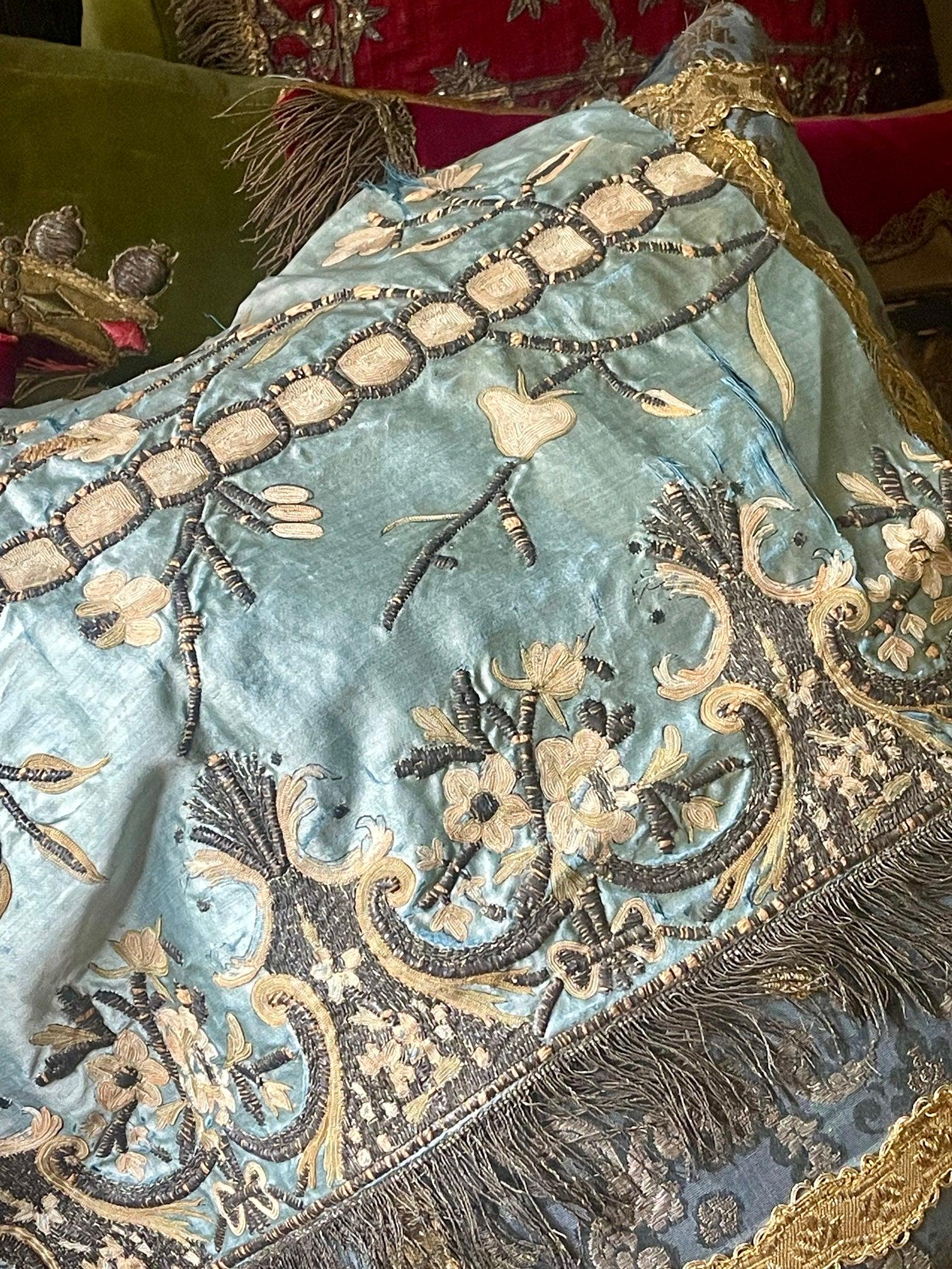 The Art of Oriental Embroidery 東洋刺繍の芸術 日本画に、“刺繍
