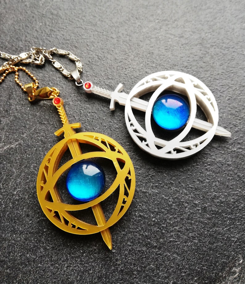 Eye of elena throne of glass inspired necklace | Etsy