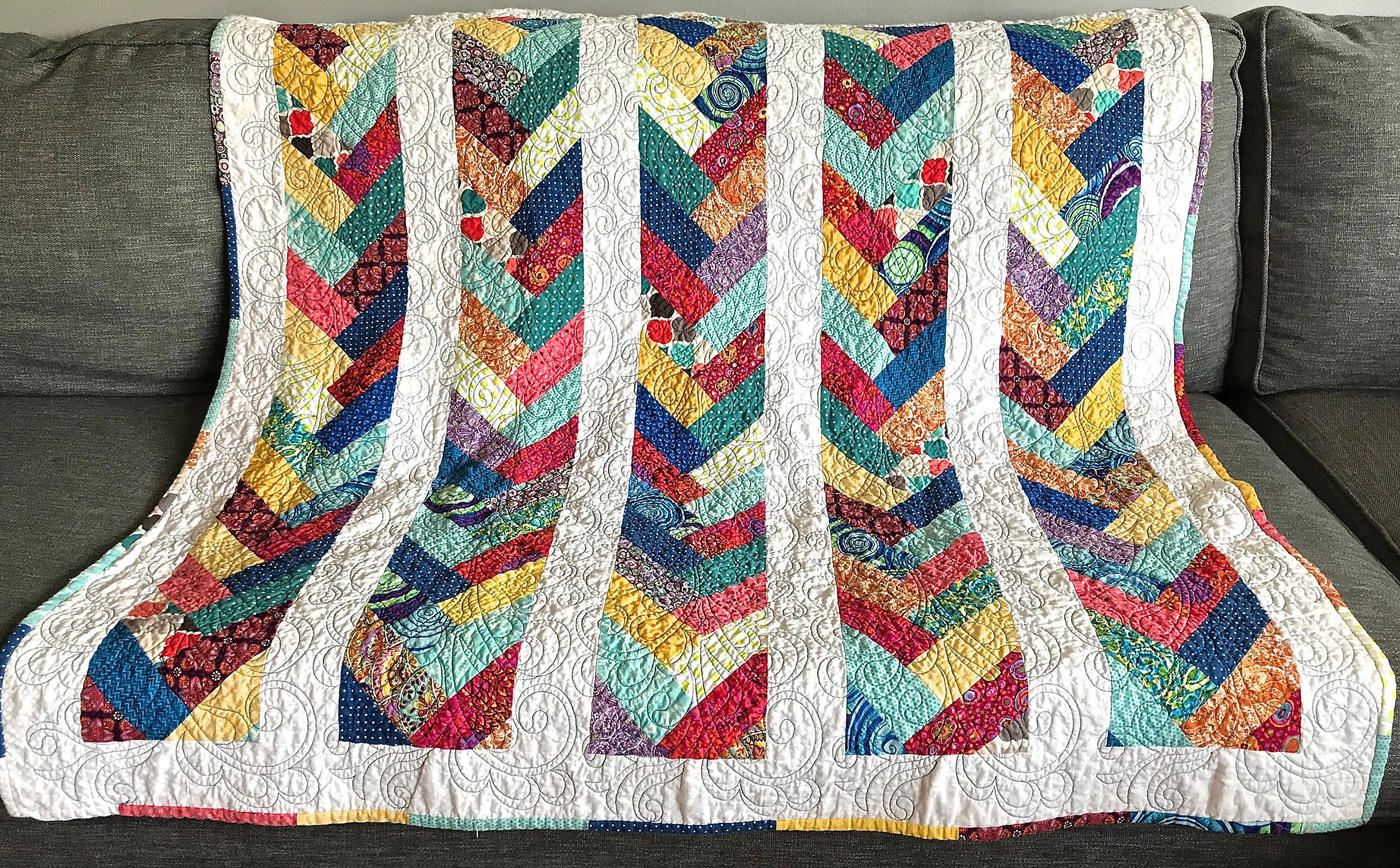 Handmade Scrappy Braid Quilt - Etsy
