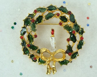 Vintage Christmas Brooch 60s Wreath Pin Retro Festive Green Red Enamel Gold Tone Candle 1960s Mid Century Holiday Jewelry Bow Classic Kitsch