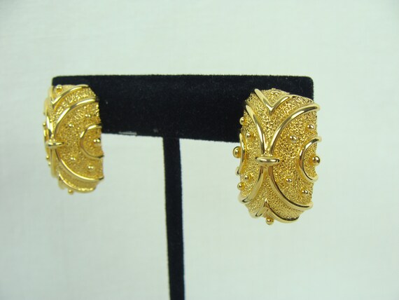 Vintage Earrings 80s Textured Gold Tone Byzantine… - image 4