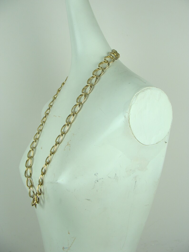 Vintage Chunky Chain Necklace 80s Gold Tone Double Chain Statement Necklace Long Necklace Simple Chic Cool Minimalist Basic Classic Minimal image 4