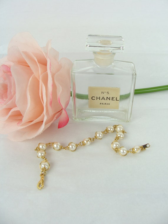 Vintage Faux Pearl Bracelet 90s Simple Chic Gold … - image 8