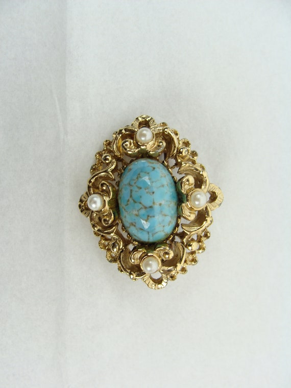 Vintage Faux Turquoise Brooch 60s Scroll Faux Pea… - image 3