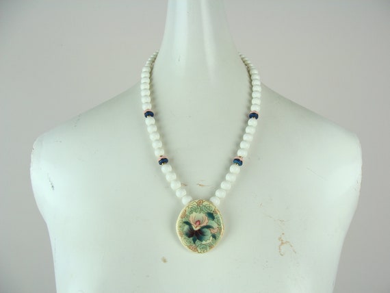Vintage Beaded Necklace 60s Ceramic Flower Pendan… - image 2