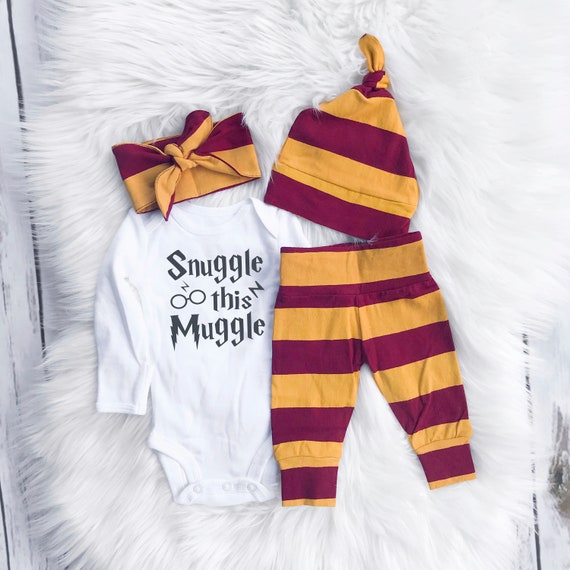 snuggle this muggle baby outfit