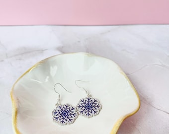 Pendientes colgantes de copo de nieve azul