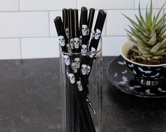 Mr. Bone Head glass straw/ glass straws/ black glass straws/ skull glass straws