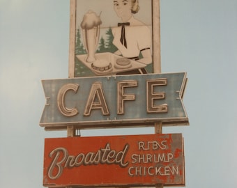 Bob's Drive Inn Sioux Falls, SD 12X18 Photo of the Famous Vintage Sign.