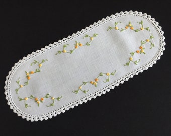 Australian Vintage Collectible Hand Embroidered Linen Sandwich Doily with Yellow Flowers