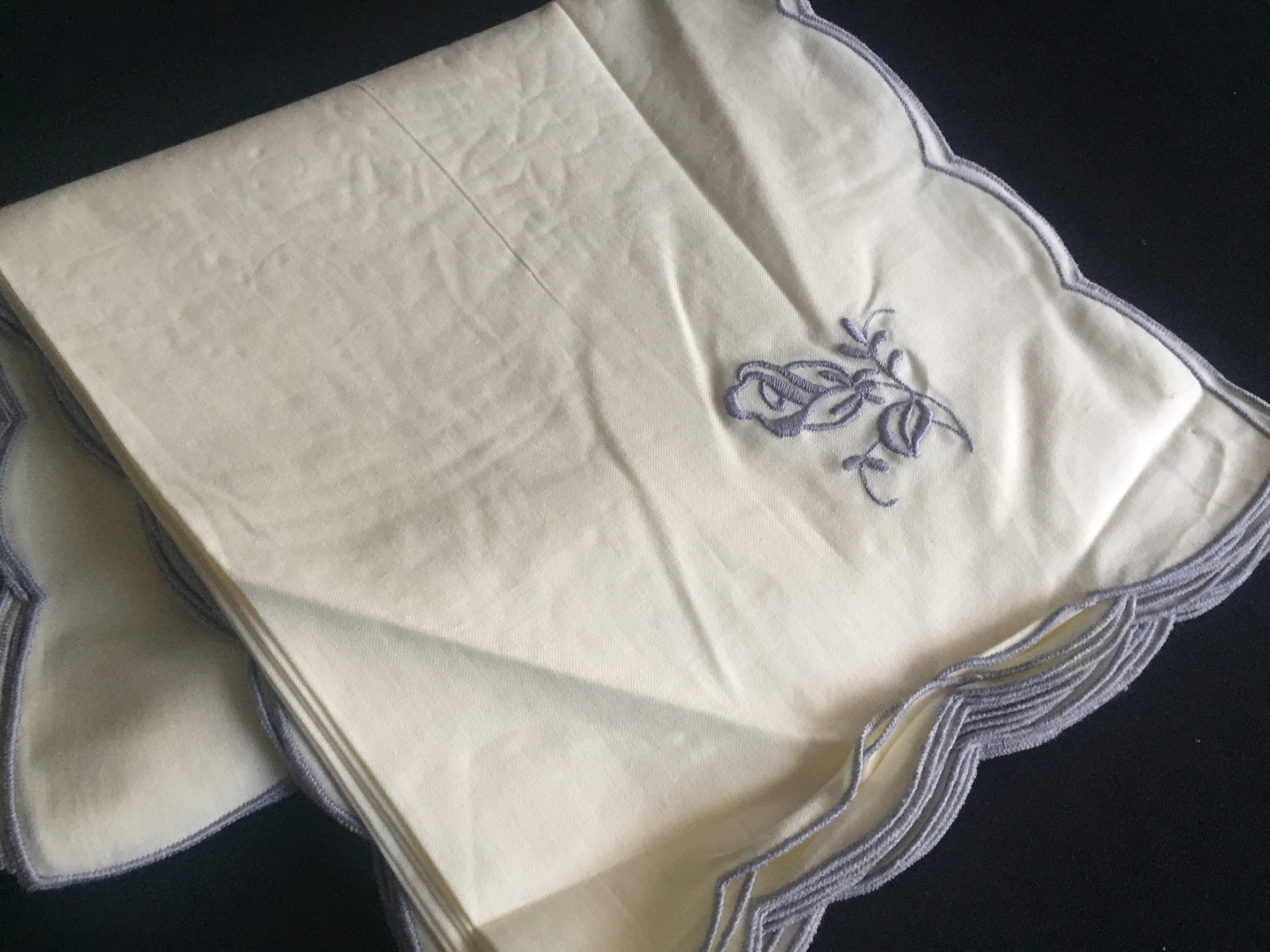 手刺繍ナプキン11枚セット - 未使用ヴィンテージ - Etsy 日本