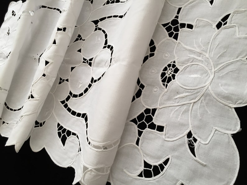 Cutwork Embroidered White Irish Linen Table Runner with Water Lilies