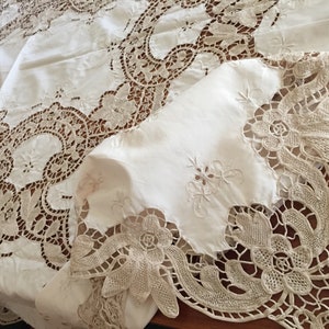 Madeira Embroidered Venetian Style Needle Lace Tablecloth in Ivory/Ecru Colour