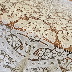 Venetian Style Needle Lace Banquet Tablecloth