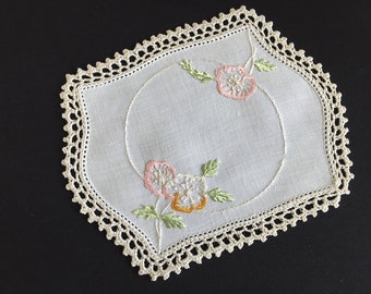 Australian Vintage Hand Embroidered Linen Doily with Pastel Coloured Flowers Design and a Crocheted Edge Farmhouse Kitchen Decor Upcycle