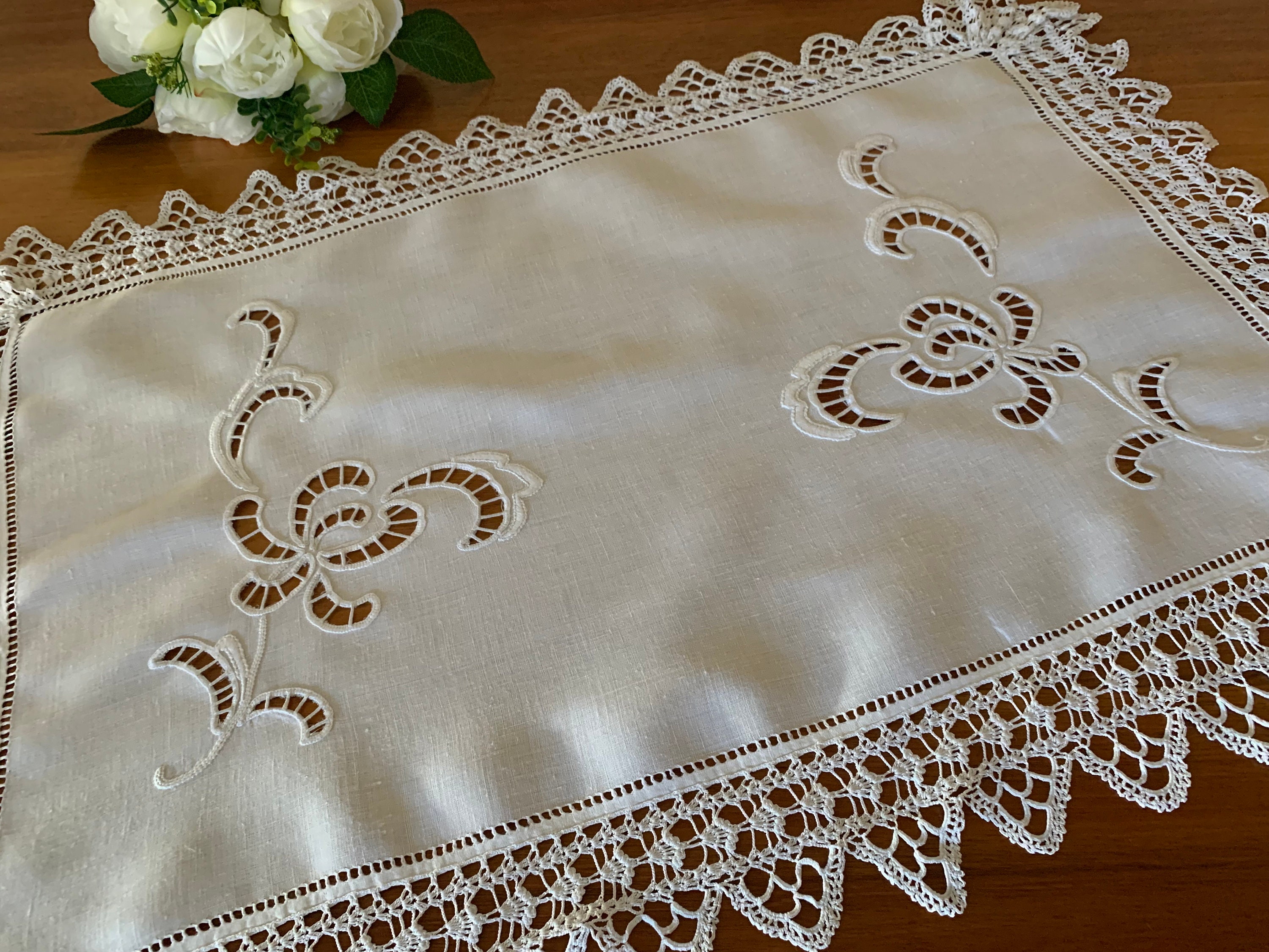A Pair of Victorian Era Antique Madeira Cutwork Hand Embroidered Butler ...