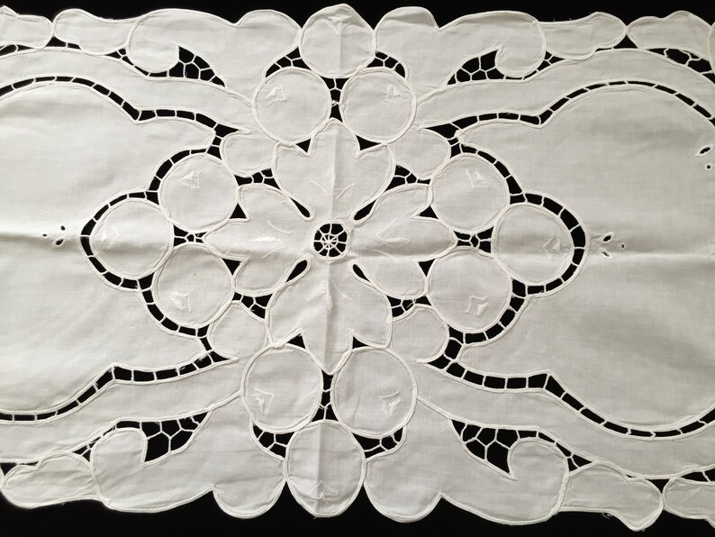Cutwork Embroidered White Irish Linen Table Runner with Water Lilies