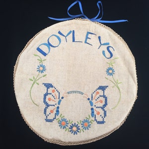Vintage Hand Embroidered Linen Doily Keeper Linen Press with Butterflies and Daisies