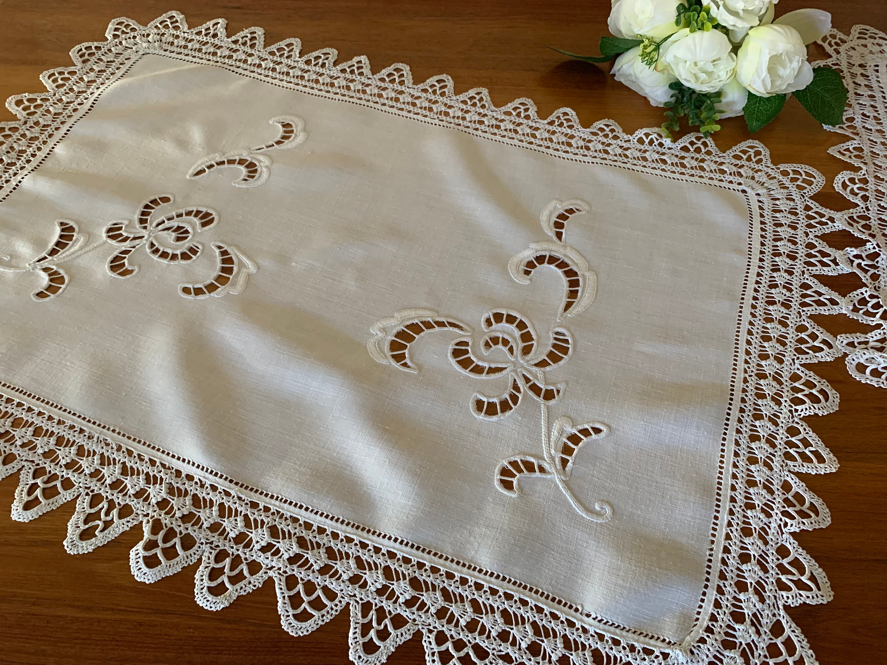 A Pair of Victorian Era Antique Madeira Cutwork Hand Embroidered Butler ...