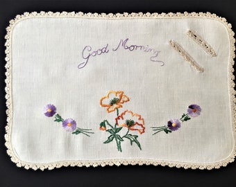 Embroidered Traditional Linen Placemat with Poppies Pattern - "Good Morning"