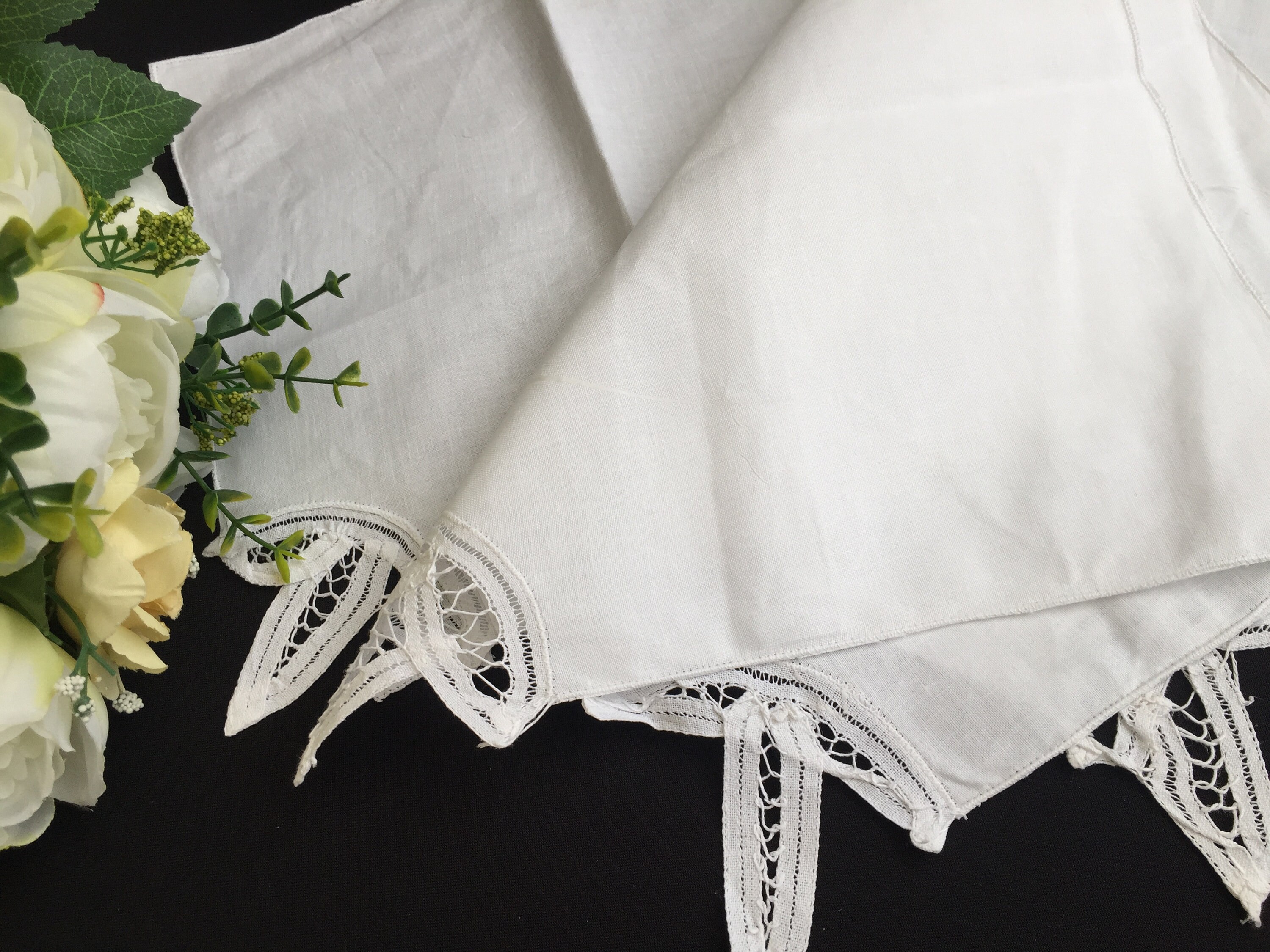 4 White Cloth Napkins With Battenburg Lace Never Used Etsy UK