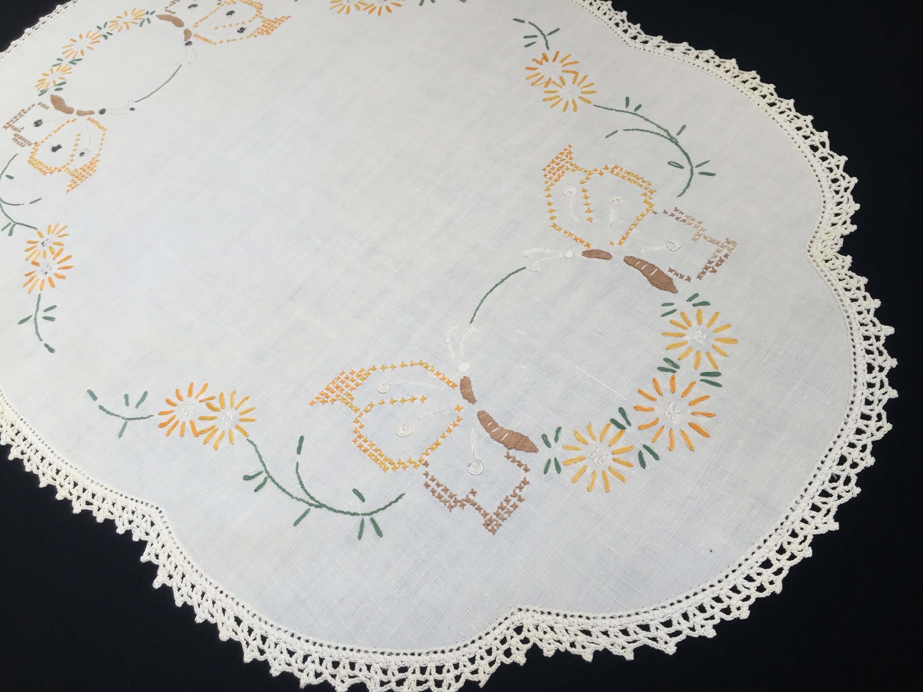 Vintage Hand Embroidered Butterfly Pattern Linen Doily with a Crocheted Edge EL1159