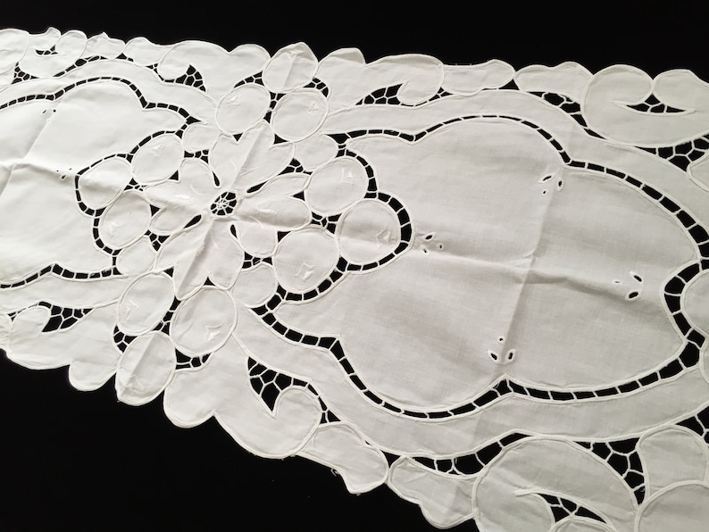 Cutwork Embroidered White Irish Linen Table Runner with Water Lilies