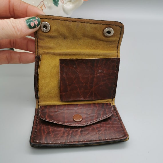 Vintage Man's Leather Wallet With Suede Interior.… - image 5