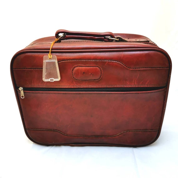 Vintage 60s Luggage Suitcase. Burgundy 