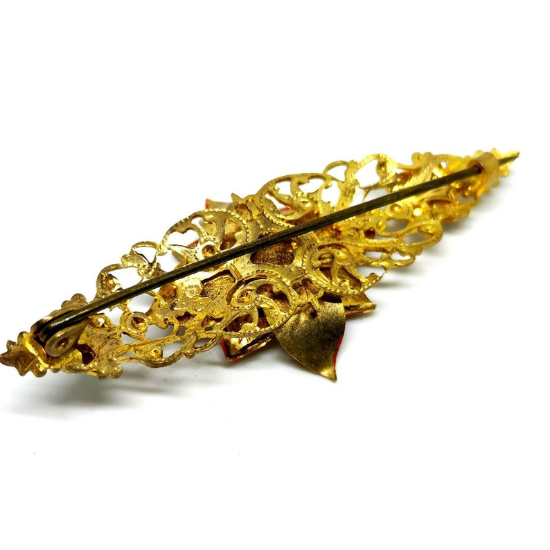 Vintage 70s floral brooch. Festive. Gold tone with green red colours. Retro. Christmas. image 8