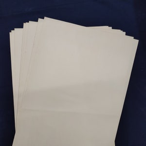 Un sacco di 10 pcs vecchia carta, ( OP307 ) carta d'epoca indiana,mano fatta vecchia carta indiana, carta invecchiata per fare pittura, disegno, carta per artista