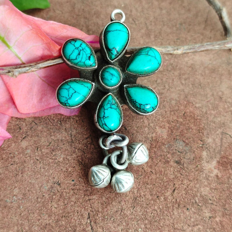 Gemstone pendant 1980/'s Antique Vintage turquoise Gemstone pendant Natural turquoise pendant silver gemstone pendant Vintage pendant