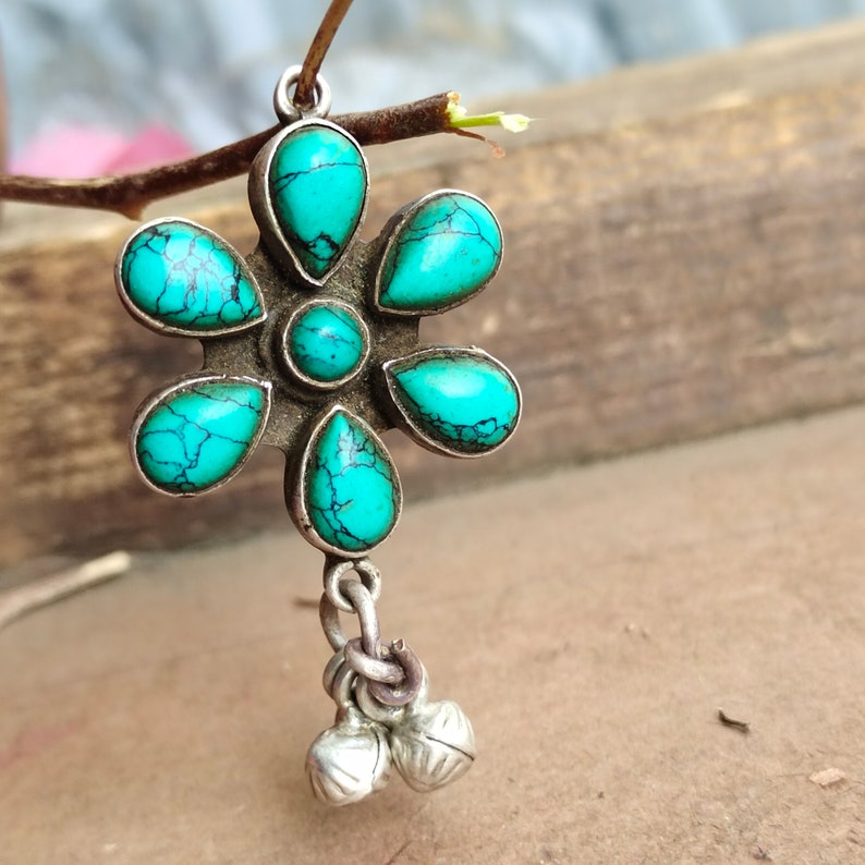 Gemstone pendant 1980/'s Antique Vintage turquoise Gemstone pendant Natural turquoise pendant silver gemstone pendant Vintage pendant