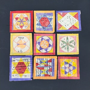 Tantra colorato in pietra dipinta a mano antico vintage su carta degli anni '50, tantra indù, vintage da collezione, decorazione murale, design artistico della parete