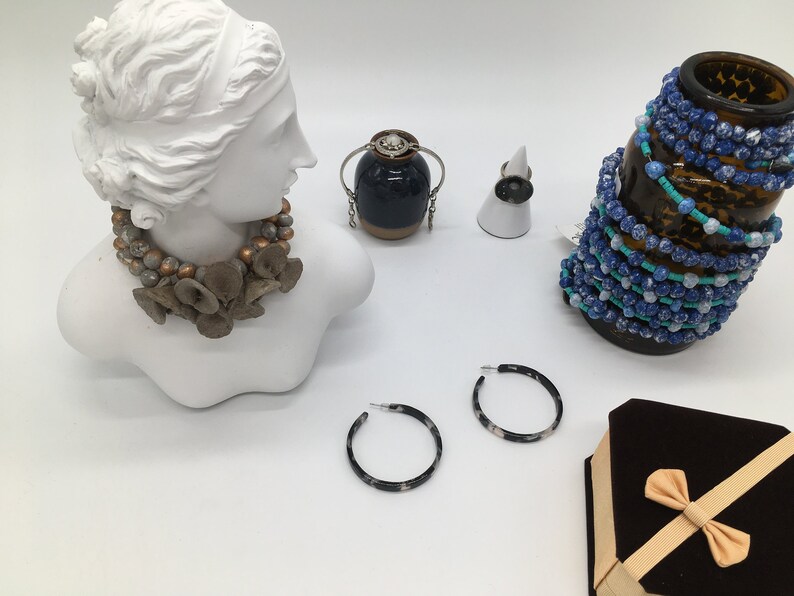 Oversize Geometric Black and White Beige Tortoise Shell C-shaped Circle Stud Hoop Minimalist Turtle Earrings Silver 925 Statement Acrylic