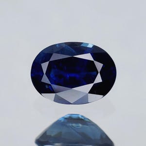 1.55 Cts Exquisite Oval Shape Natural Blue Sapphire Loose Gemstone