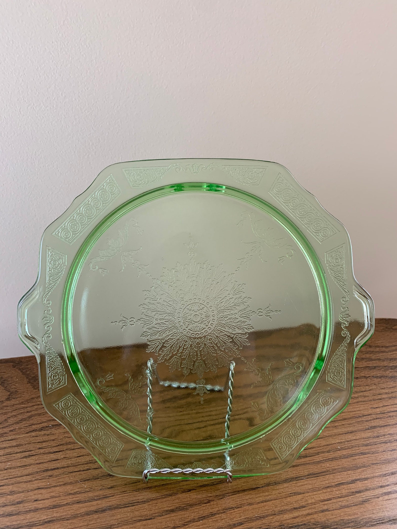 Anchor Hocking Green Uranium Glass Footed Cake Tray Etsy.de