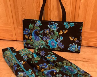 Peacock blue, green, gold and black.  Mahjong bags. 3 or 4 piece set or single pieces. Use drop down menu under "pattern" to see prices.