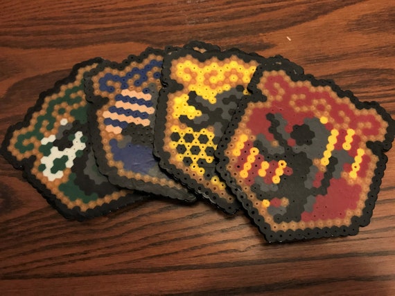 DIY Hogwarts/House Crest Magnets (with Perler Beads!) - Gryfinndor,  Slytherin, Ravenclaw, Hufflepuff 