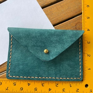 Verde turquesa hecho a mano, billetera de tarjetas de cuero cosido a mano, minimalista