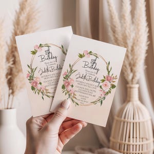 Invitation d'anniversaire élégante | Modèle numérique de fête florale avec cadre doré | Conception imprimable et modifiable | Téléchargement instantané