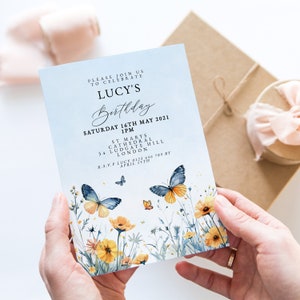 Modello di invito di compleanno con fiori selvatici e farfalle. Invito per festa di compleanno blu e giallo stampabile modificabile Download immediato acquerello
