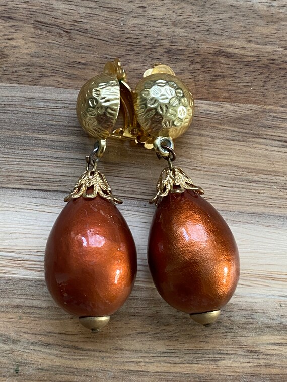 Dangling rust coloured dangling clip on earrings,… - image 1