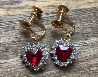 Boucles d’oreilles pendantes à vis en forme de cœur en strass (pas de piercing | clip sur)