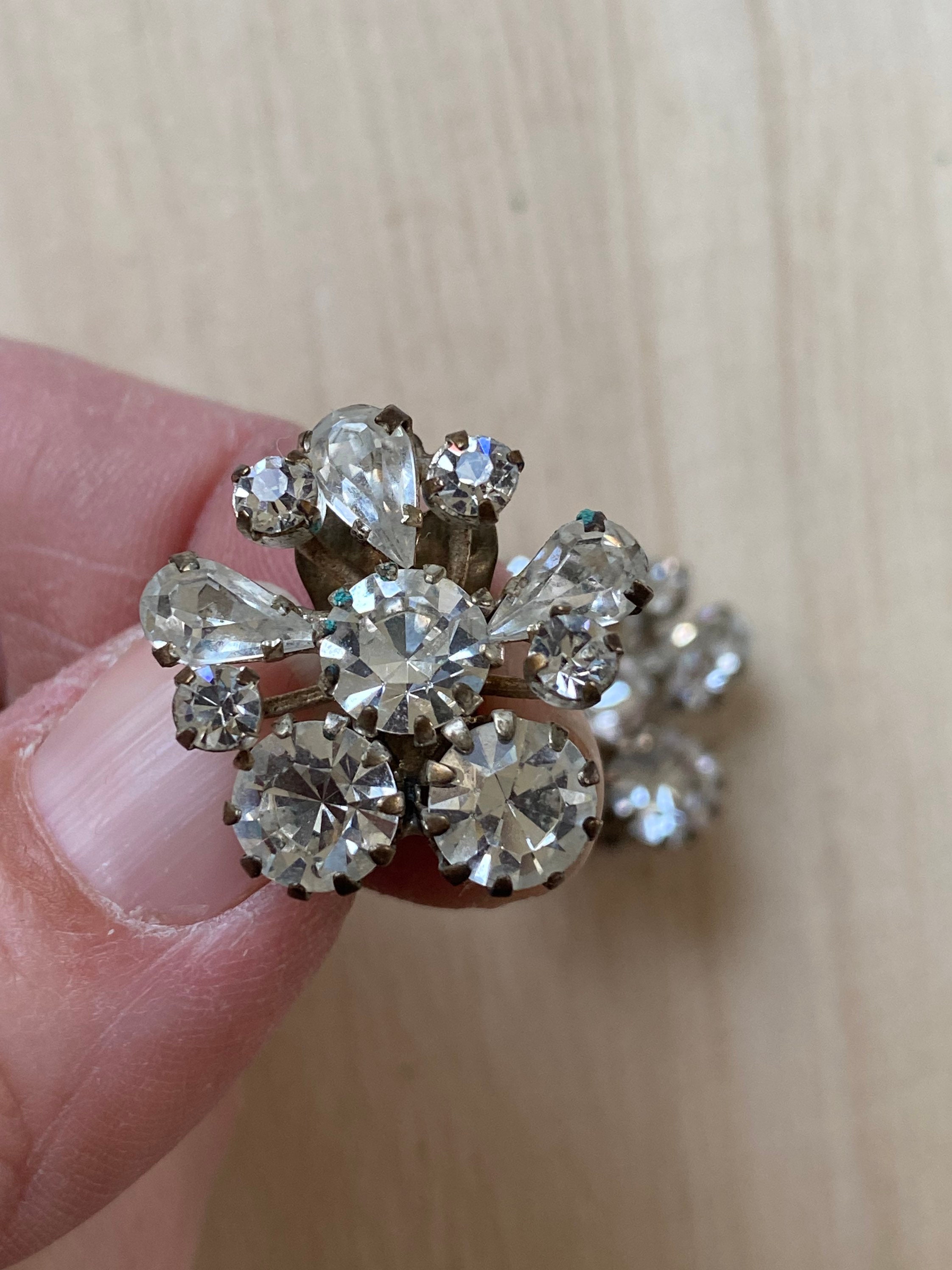 USA VINTAGE CLEAR STONE DESIGN EAR CLIPS/アメリカ古着クリア