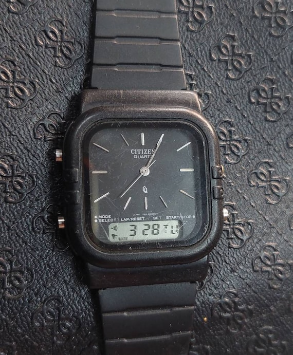 Vintage Citizen Quartz T010-087038 Y Ana Digi Watch *** Working